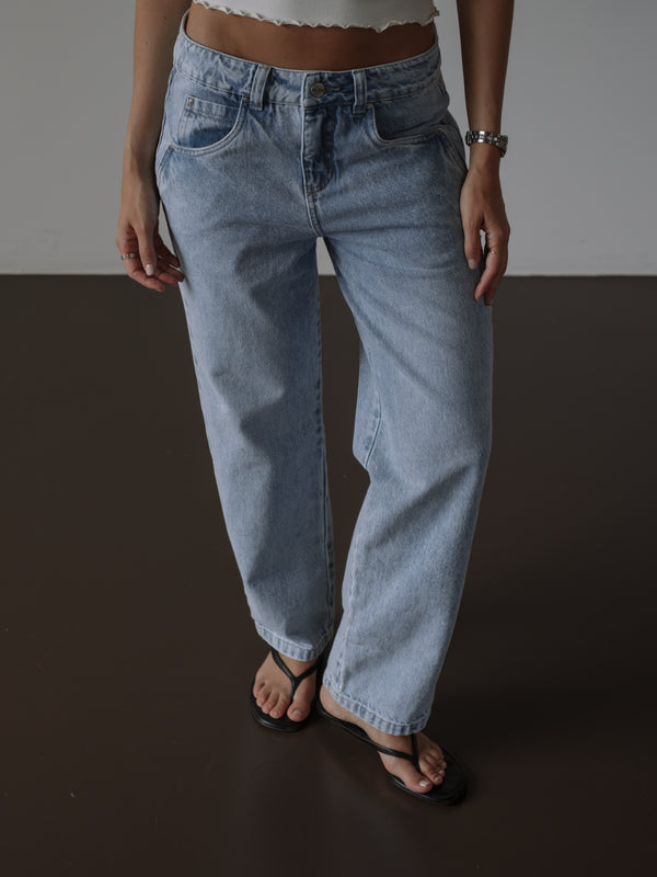 NOT SO MODEST JEAN - OLD LIGHT BLUE