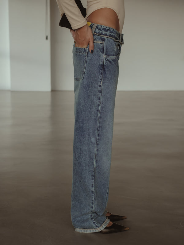 SPLIT LEG STRAIGHT JEAN - SOFT CLASSIC BLUE