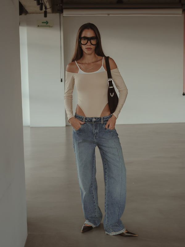 SPLIT LEG STRAIGHT JEAN - SOFT CLASSIC BLUE