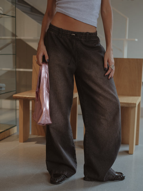 FLOWY WIDE LEG JEAN - BLACK DIRTY PINK