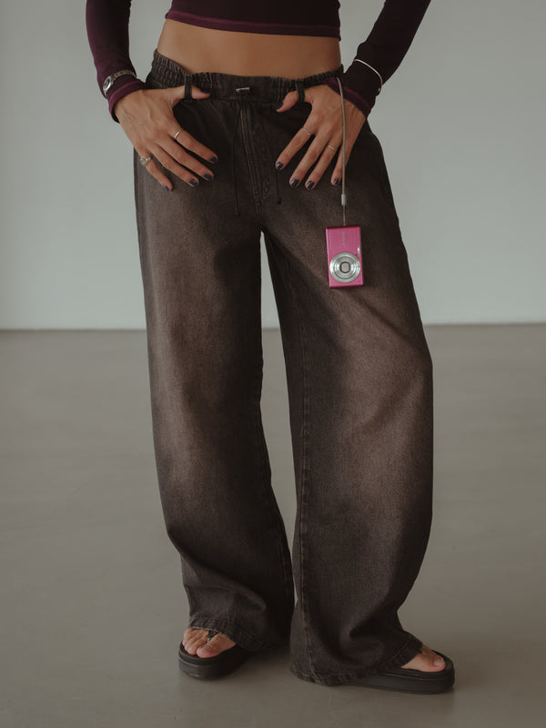 FLOWY WIDE LEG JEAN - BLACK DIRTY PINK