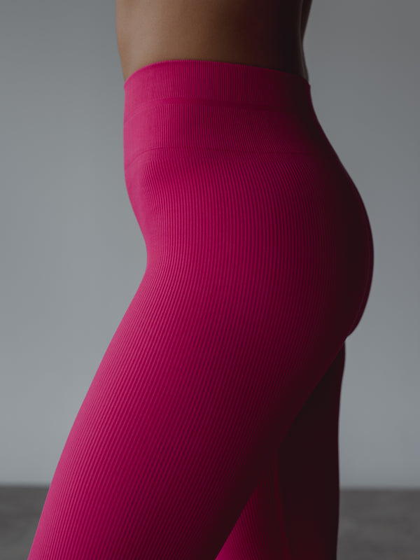 BLAZE SEAMLESS LEGGINGS - FUCSIA