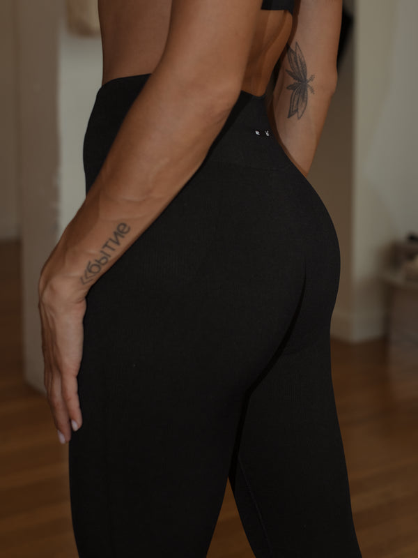 FORM SEAMLESS LEGGINGS - SHADOW