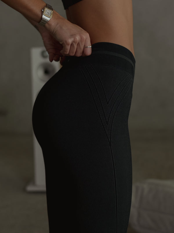 WIRED LINES SEAMLESS LEGGINGS - SHADOW UNDERTONE