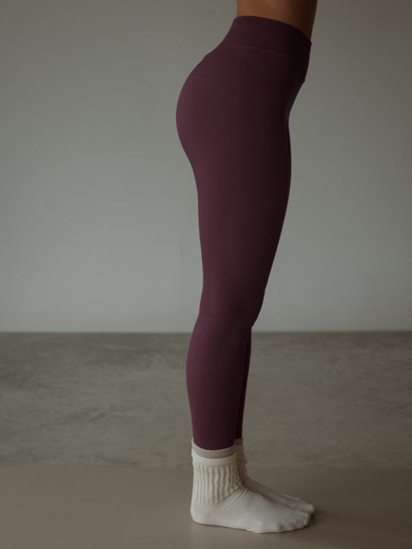 ELEVATE SEAMLESS LEGGINGS - CRANBERRY