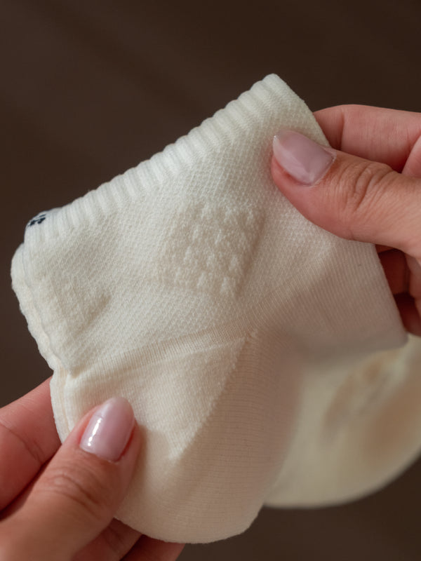 HIKE PRO SOCKS - SOFT WHITE