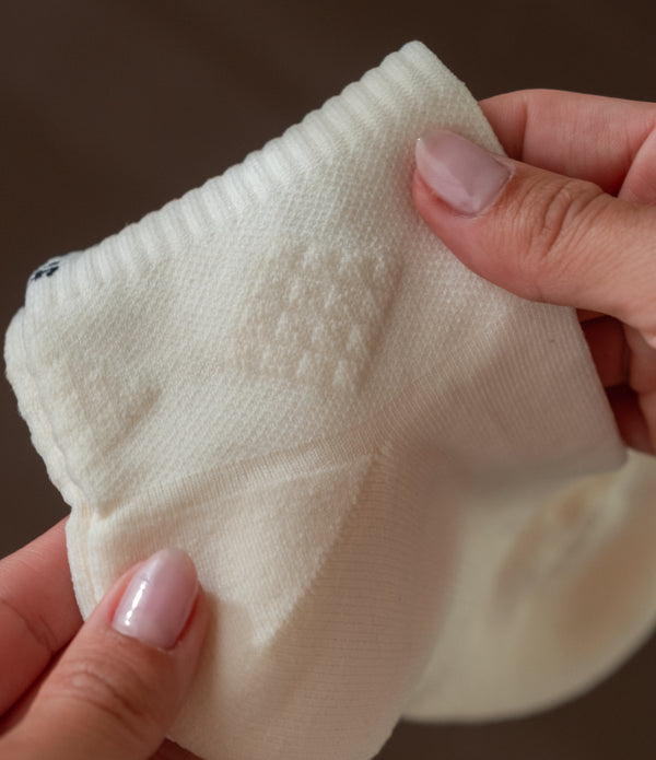 HIKE PRO SOCKS - SOFT WHITE