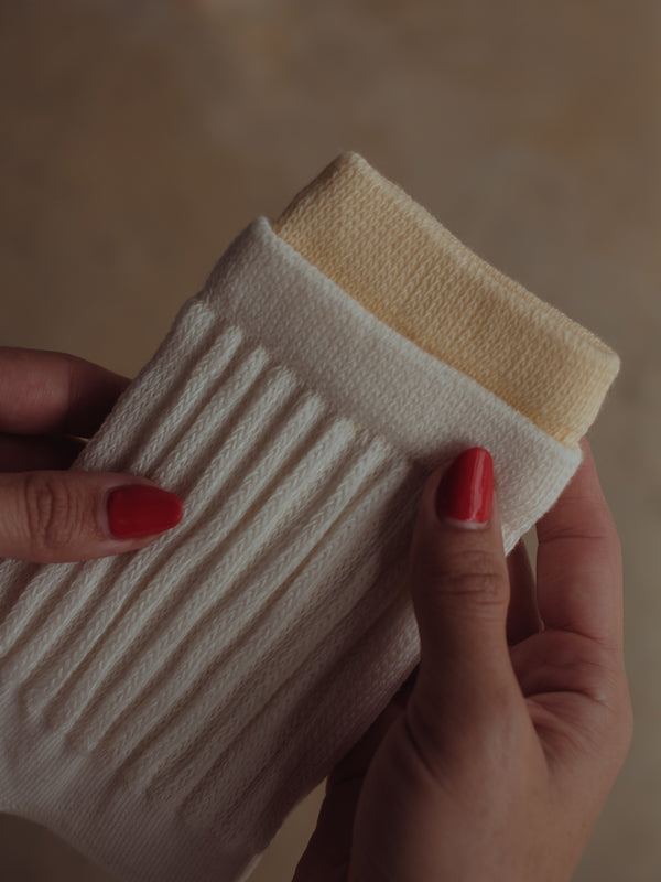 MIDI LAYERING SOCKS - SOFT WHITE & BUTTER YELLOW