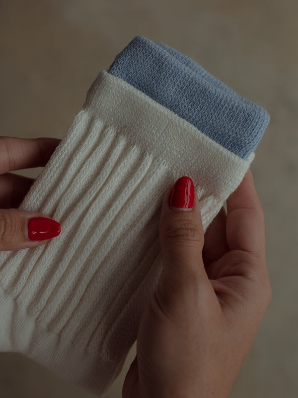 MIDI LAYERING SOCKS - SOFT WHITE & BABY BLUE
