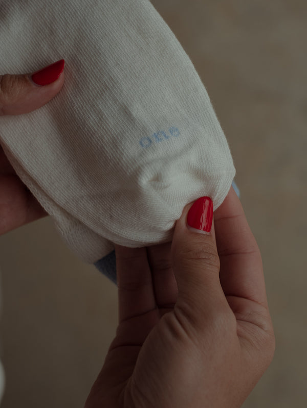 MIDI LAYERING SOCKS - SOFT WHITE & BABY BLUE