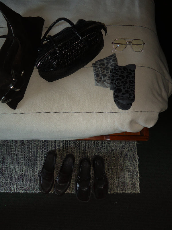 PRINT MIDI SOCKS - BLACK ON GRAY