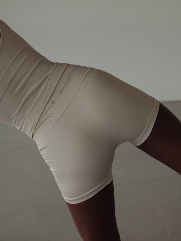 SHAPER SEAMLESS MINI SHORT - NATURAL