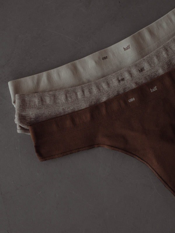 STRETCHY SEAMLESS THONG PACK X3 - NEUTRALS