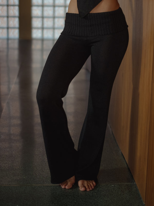 KNIT FLARE PANT - BLACK