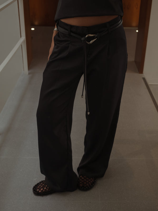 NOT SO MODEST TROUSER - BLACK