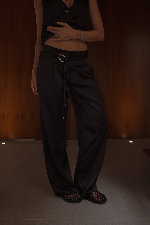 NOT SO MODEST TROUSER - BLACK