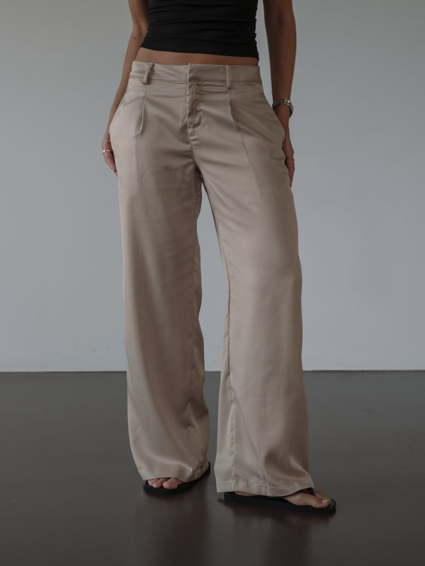 NOT SO MODEST TROUSER - SAND PEARL