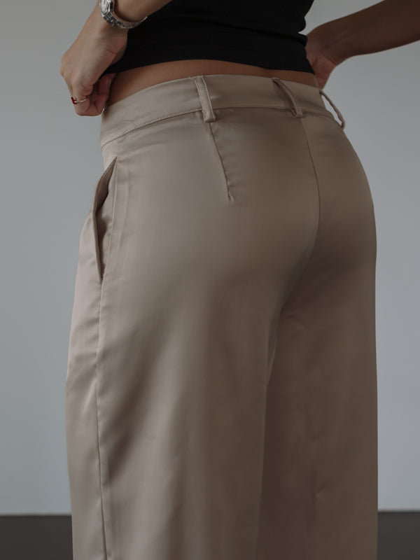 NOT SO MODEST TROUSER - SAND PEARL