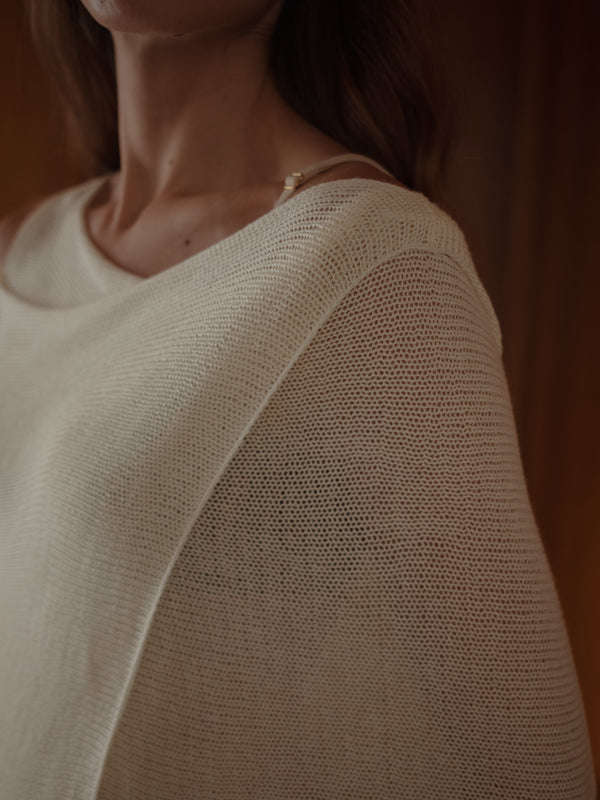 KNIT PONCHO - VANILLA