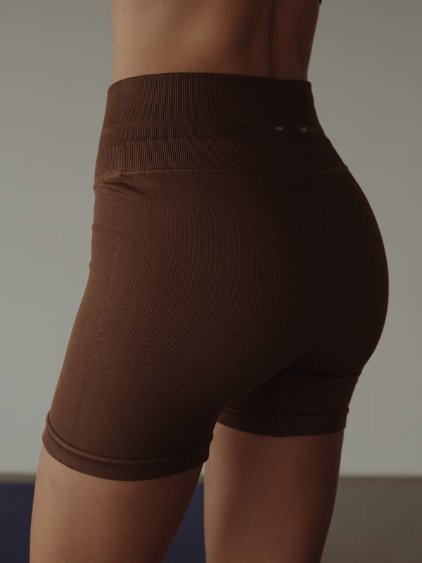 SHAPER SEAMLESS SHORT - SEPIA
