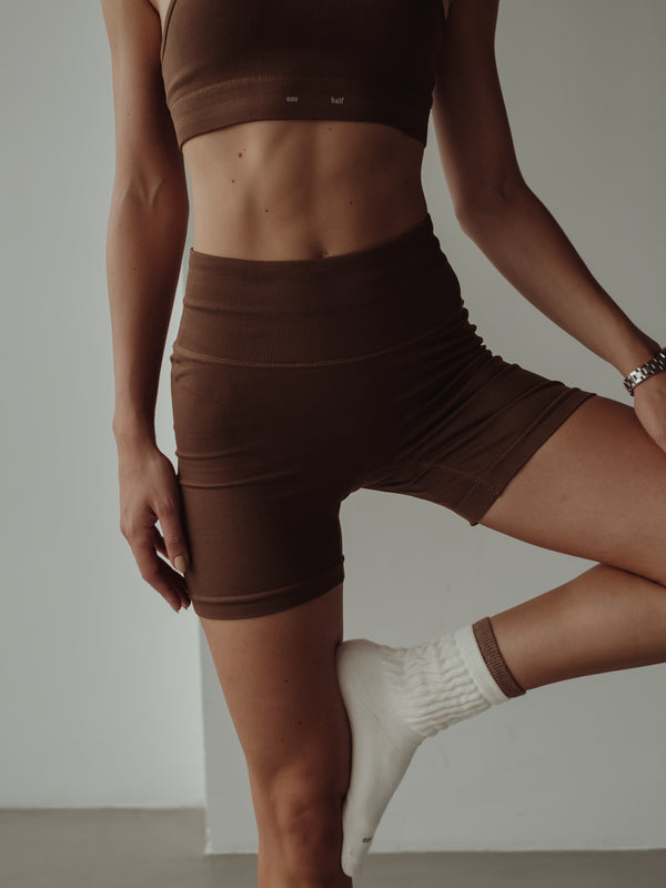 SHAPER SEAMLESS SHORT - SEPIA