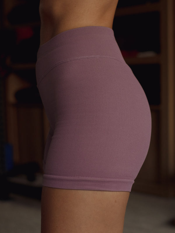 ELEVATE SEAMLESS SHORT - COSMETIC PINK