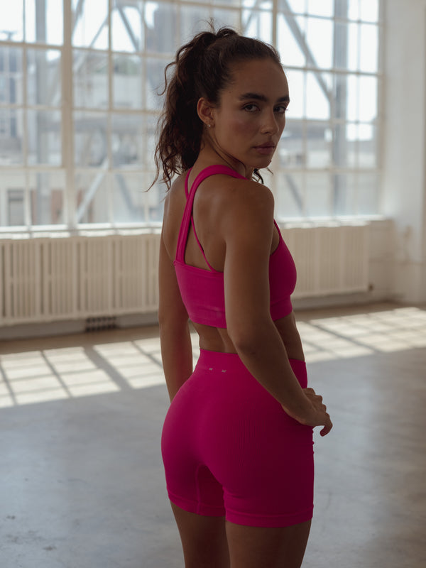FLOW SEAMLESS TOP - FUCSIA