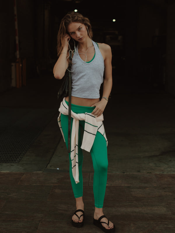 HALTER RIB TOP - CREAMY GRAY