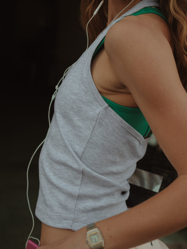 HALTER RIB TOP - CREAMY GRAY