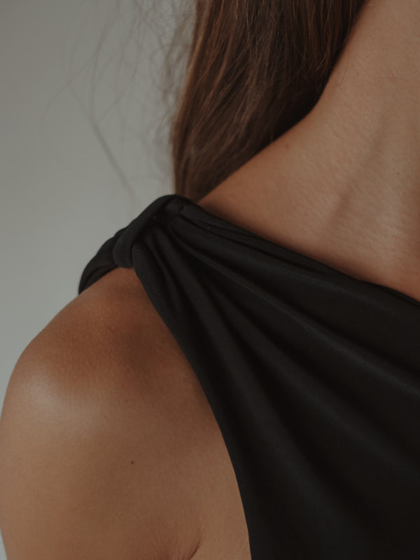 SIDED LONG TOP - BLACK