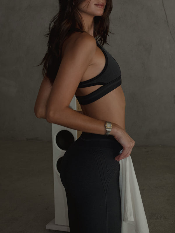 TRIANGLE LINES SEAMLESS TOP - SHADOW UNDERTONE