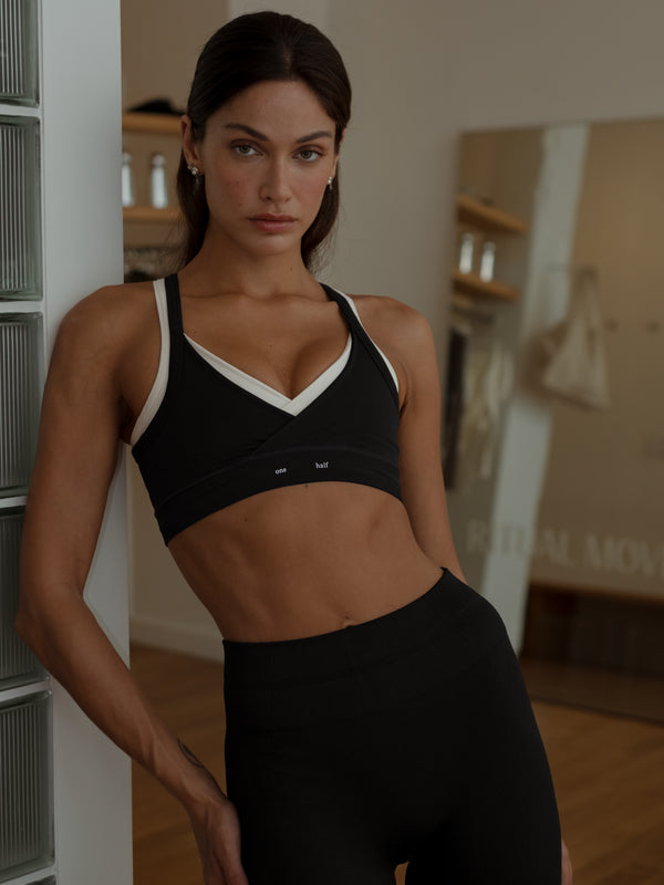 V-FORM SEAMLESS TOP - SHADOW