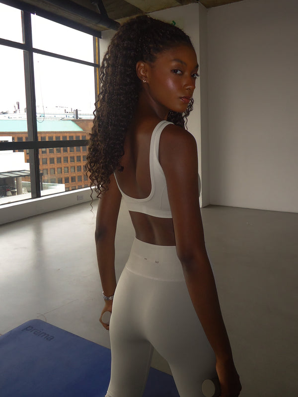 ELEMENTAL FIT SEAMLESS TOP - NATURAL