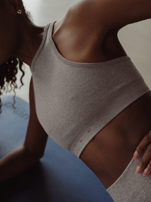 HIGH LEVEL SEAMLESS TOP - CHIPS