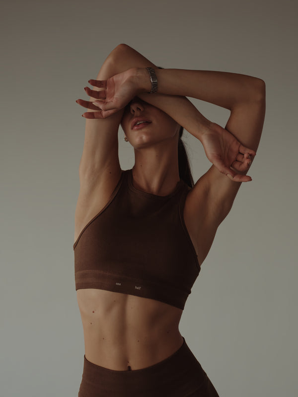 HIGH LEVEL SEAMLESS TOP - SEPIA