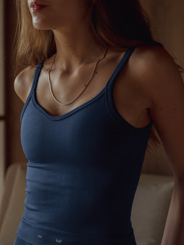 SOFT SEAMLESS TANK TOP - MIDNIGHT