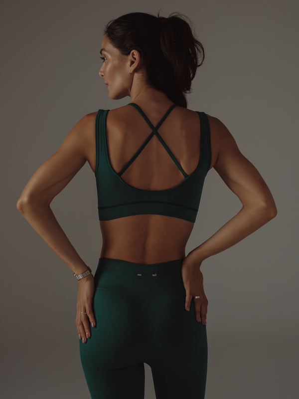 DOUBLE STRAP SEAMLESS TOP - PINE GREEN