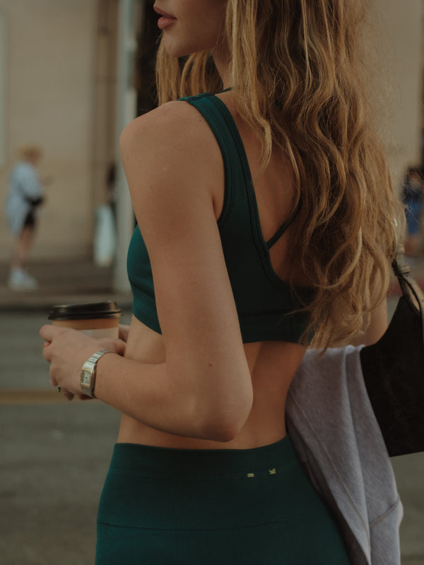 DOUBLE STRAP SEAMLESS TOP - PINE GREEN