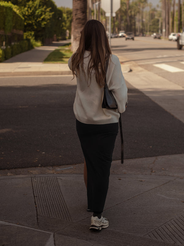 ESSENTIAL LONG DRESS - BLACK