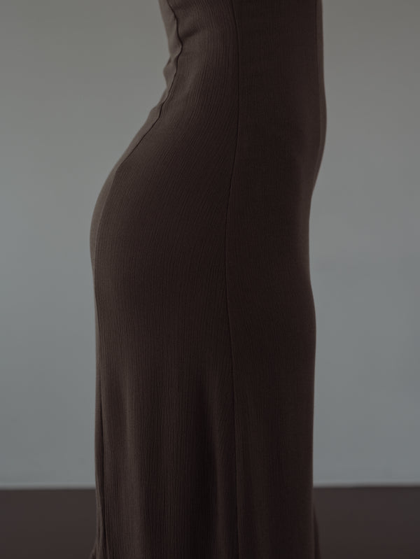 THE MINIMAL DRESS - ESPRESSO