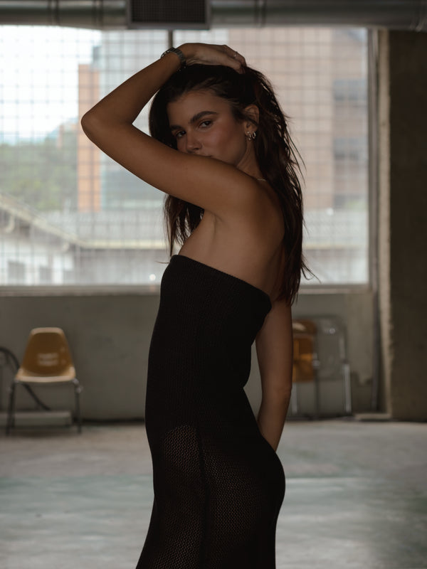 STRAPLESS BODYSUIT KNIT DRESS - BLACK