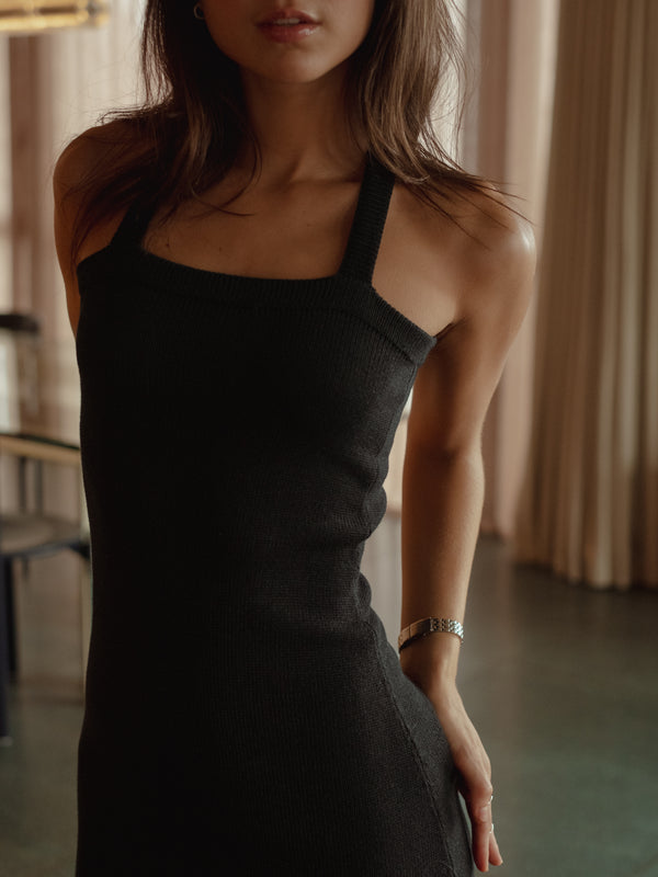LUXE KNIT DRESS - BLACK